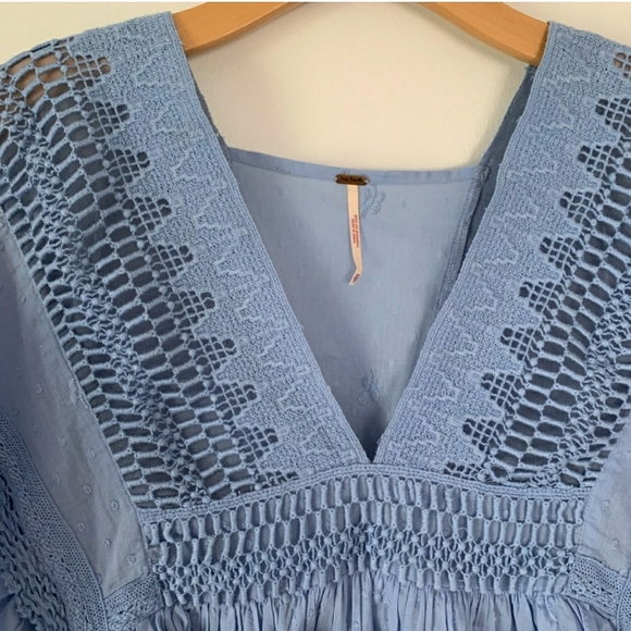 Crochet lace blouse - Picture 3 of 4